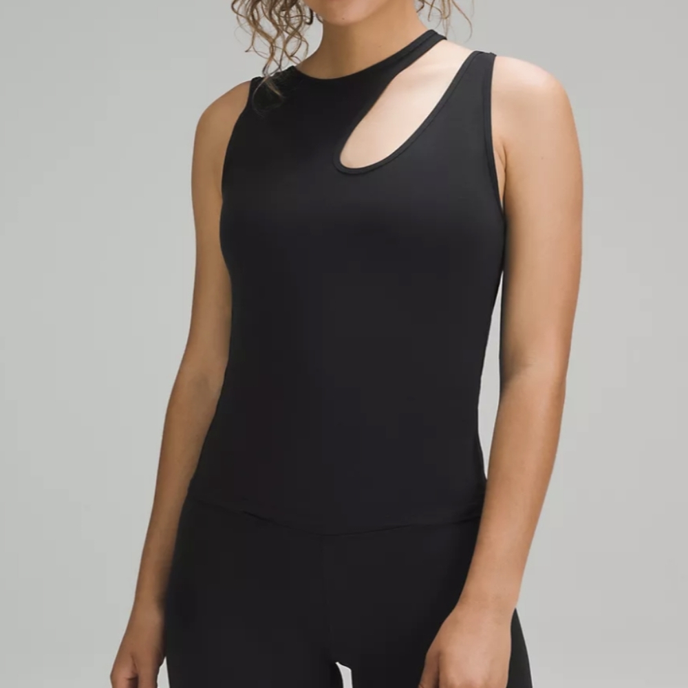 Lululemon top